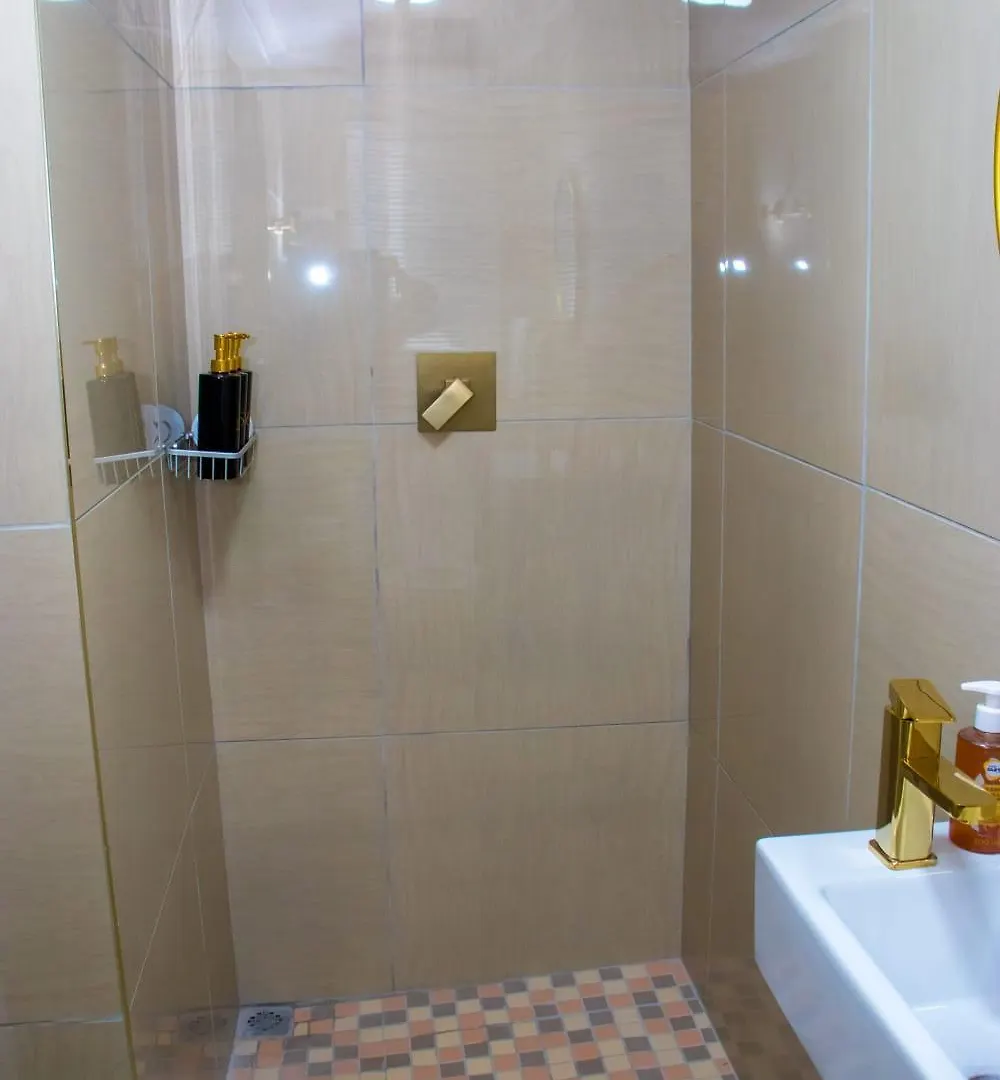 Optimum Stay Self Catering Twin Double Room Parow 0*,