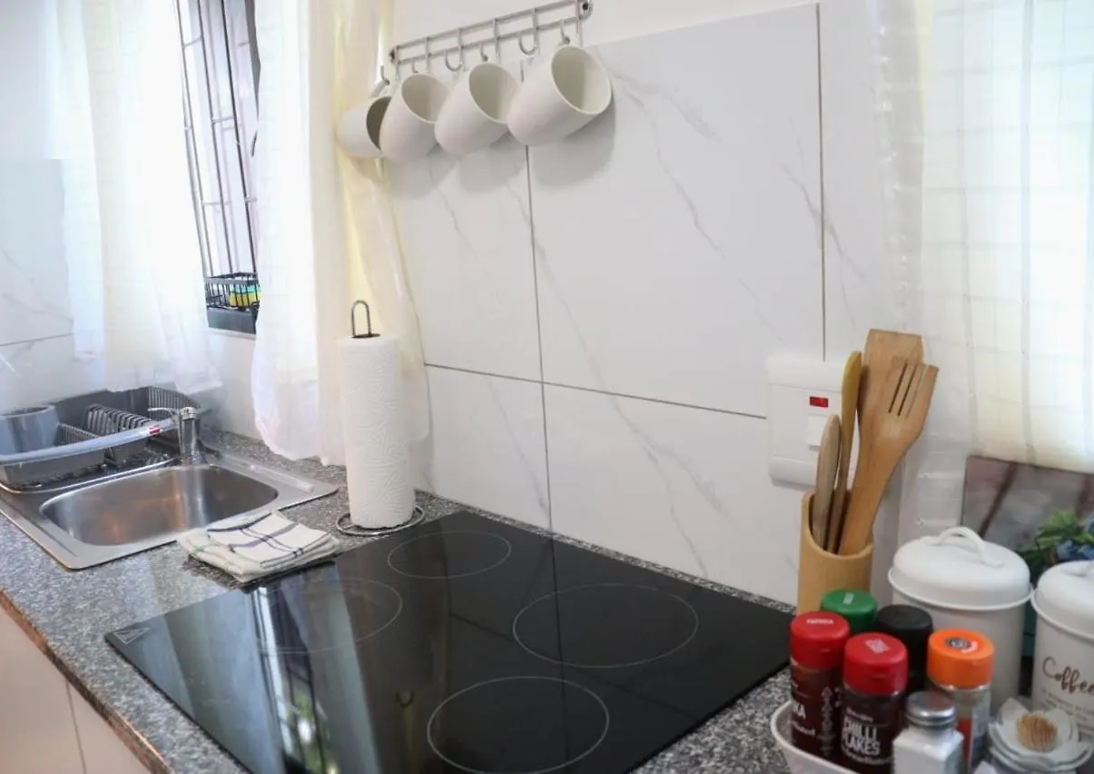 Optimum Stay Self Catering Twin Double Room Parow Apartment