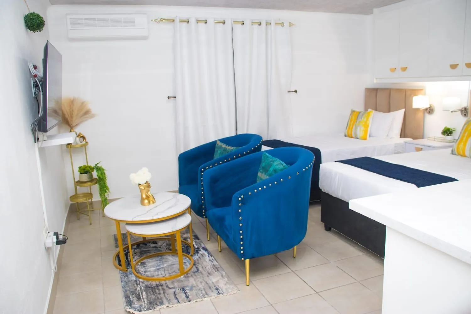 Apartment Optimum Stay Self Catering Twin Double Room Parow